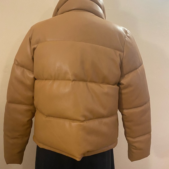 Abercrombie Vegan Leather Mini Puffer Camel Brown Sz Large SOLD OUT - Picture 8 of 13